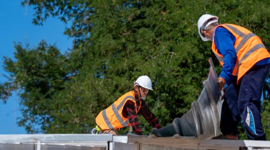 Expert Emergency Roof Repairs services in Wiggins, MS